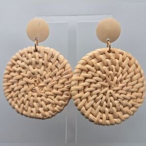 ✨2/$10✨ Handmade Woven Rattan Drop Earrings Boho-Chic 2”